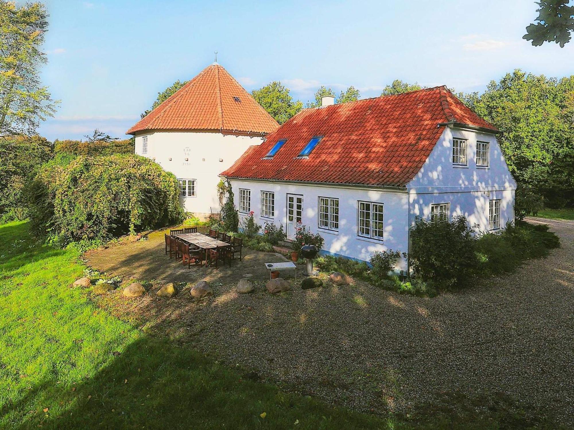 12 Person Holiday Home In Ullerslev Exteriör bild
